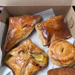 Sweet Bakery Cafeteria