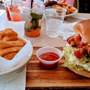 Sangria Cafe - Angus Burger and Fries - Latin American Near Me - Bronx, New York