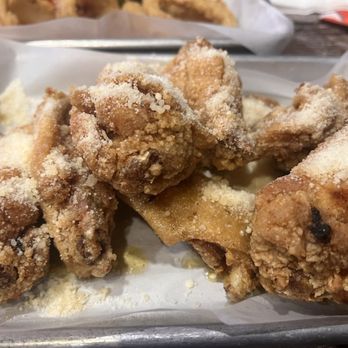 Triple-T - Wings (10 pcs) Garlic Parmesan - Noodles Near Me - Gardena, California Triple-T - Wings (10 pcs) Garlic Parmesan - Noodles Near Me - Gardena, California