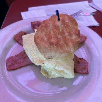 Atlanta Breakfast Club - Breakfast Sandwich - Southern Near Me - Atlanta, Georgia Atlanta Breakfast Club - Breakfast Sandwich - Southern Near Me - Atlanta, Georgia