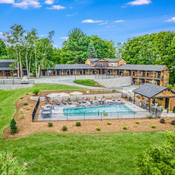 Sunapee Stays - The Lodge by Sunapee Stays - Vacation Rentals Near Me - Sunapee, New Hampshire Sunapee Stays - The Lodge by Sunapee Stays - Vacation Rentals Near Me - Sunapee, New Hampshire