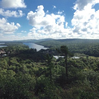 Bella Vista Motel - A scenic overlook halfway up Brockway Mtn - Hotels Near Me - Copper Harbor, Michigan