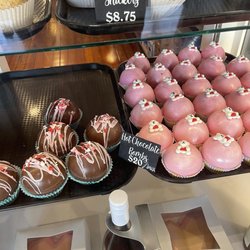 High Desert Chocolates - Hot chocolate bombs
