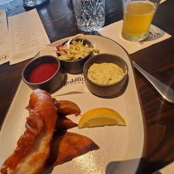 Goldfinch Tavern - Seafood Near Me - Seattle, Washington