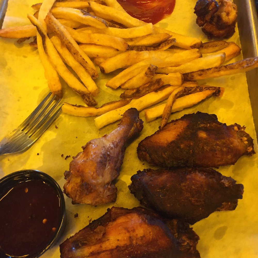 Martin's Bar-B-Que Joint - Smoked Wings - Barbeque Near Me - Mt. Juliet, Tennessee