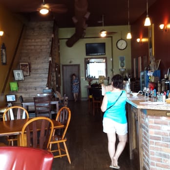 The People's Winery - Tasting - Wineries Near Me - Logansport, Indiana The People's Winery - Tasting - Wineries Near Me - Logansport, Indiana
