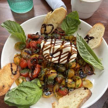 Cafe on 27 - Breakfast & Brunch Near Me - Topanga, California