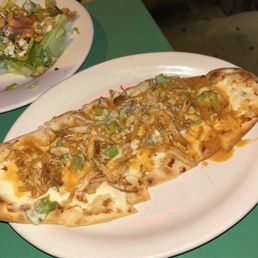Buffalo Chicken Flatbread Buffalo Chicken Flatbread