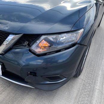Caliber Collision - Left side of the car after accident before the shop - Body Shops Near Me - San Antonio, Texas Caliber Collision - Left side of the car after accident before the shop - Body Shops Near Me - San Antonio, Texas