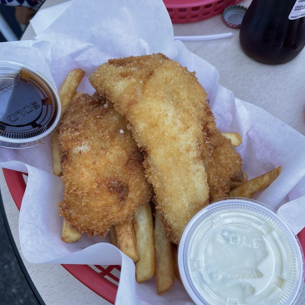 West Seattle Fish House - Wild Cod with Tartar Sauce, vinegar, and fries - Fish & Chips Near Me - Seattle, Washington West Seattle Fish House - Wild Cod with Tartar Sauce, vinegar, and fries - Fish & Chips Near Me - Seattle, Washington