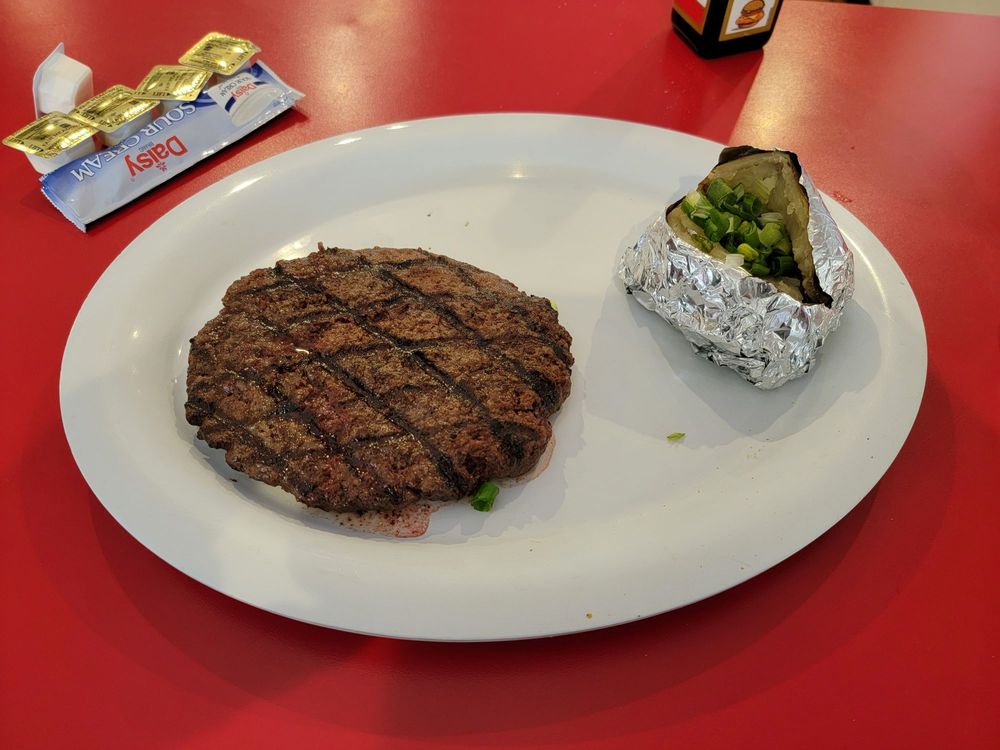 MAX’S HIGHWAY DINER Updated September 2024 59 Photos & 39 Reviews