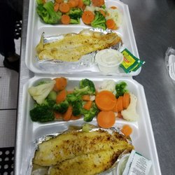 D & E Foodcraft - Grilled fish with steamed veggies!