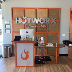 HOTWORX - Flowood