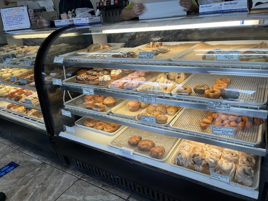 Baker's Pride Bakery by null