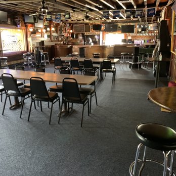 Vinny's - Pool table removed, new carpeting. - Sports Bars Near Me - Buffalo, New York