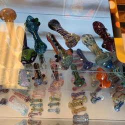 Smoking Geeks - Glass pipes, or eye candy!