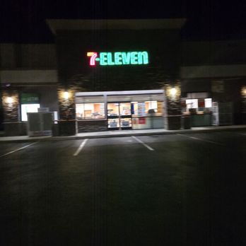7-Eleven - Nighttime shot - Gas Stations Near Me - North Las Vegas, Nevada 7-Eleven - Nighttime shot - Gas Stations Near Me - North Las Vegas, Nevada