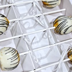 Bold Sugar Bakery - Zebra cake pops