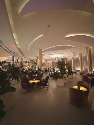 Bleau Bar by null