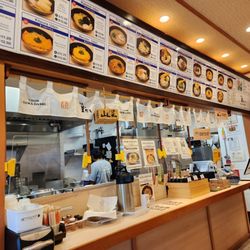 Udon Gama-Dashi Kapahulu - Interior