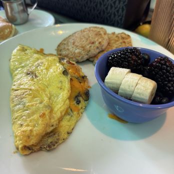 Neighborhood Jam Tulsa - Chicken sausage patties build you omelette w/ mixed fruit. - Breakfast & Brunch Near Me - Tulsa, Oklahoma Neighborhood Jam Tulsa - Chicken sausage patties build you omelette w/ mixed fruit. - Breakfast & Brunch Near Me - Tulsa, Oklahoma