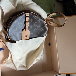 Agora Vintage - LV I purchased