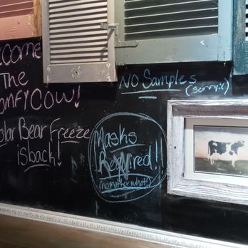 The Comfy Cow - The chalkboard wall above the bartop seating - Desserts Near Me - Louisville, Kentucky The Comfy Cow - The chalkboard wall above the bartop seating - Desserts Near Me - Louisville, Kentucky