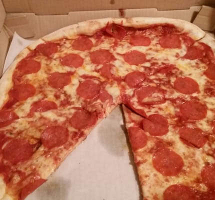 Vinny and ThozeGuyz Pizzeria by null