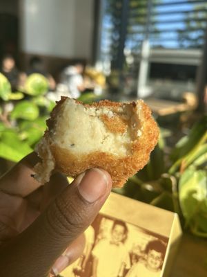 Porto's Bakery and Cafe by null