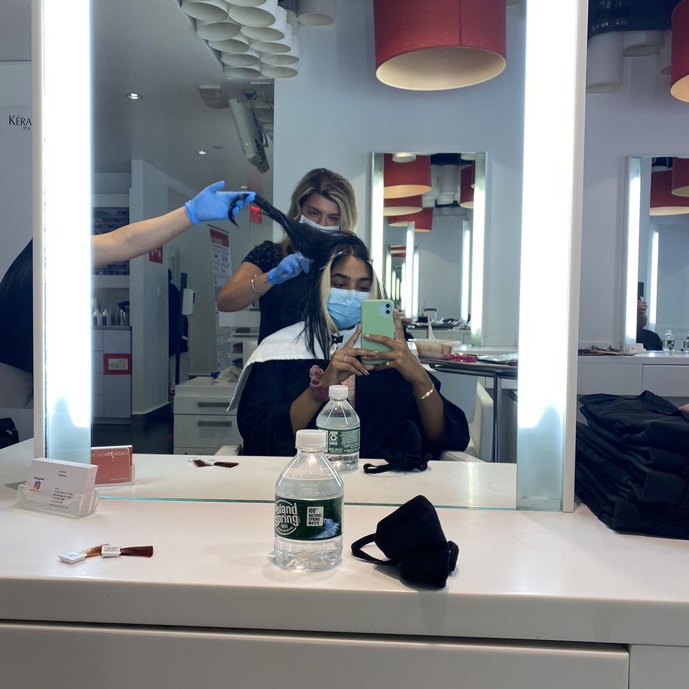 Vasken Salon - Before going red - Hair Salons Near Me - White Plains, New York