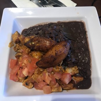 Havana Kitchen - Curry chicken bowl - Cuban Near Me - Temecula, California Havana Kitchen - Curry chicken bowl - Cuban Near Me - Temecula, California