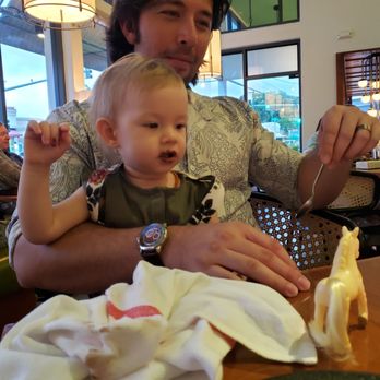 Rigo - Baby loved the chocolate ice cream - Spanish Near Me - Honolulu, Hawaii