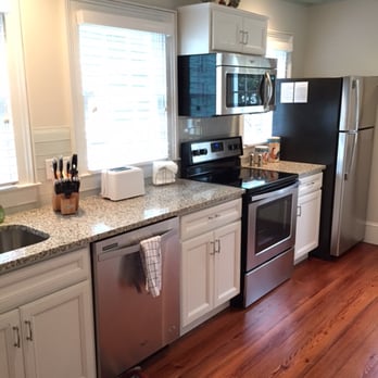 Walk Away Stays - Newly added property! 2 Bedrooms, newly renovated!

www.walkawaystays.com/chs118­a - Property Management Near Me - Charleston, South Carolina