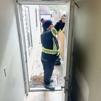 Flinnco Property Management - Maintenance is always done in a timely manner so your issues are always dealt with. - Property Management Near Me Flinnco Property Management - Maintenance is always done in a timely manner so your issues are always dealt with. - Property Management Near Me