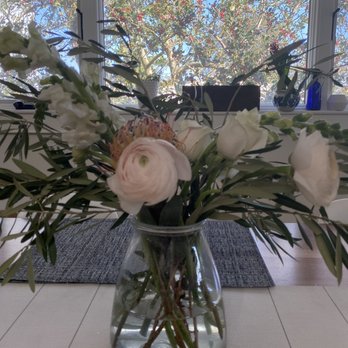 Matilda's Bloombox - Finished bouquet. - Florists Near Me - San Francisco, California Matilda's Bloombox - Finished bouquet. - Florists Near Me - San Francisco, California