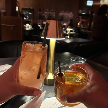 Fioretta - Italian Near Me - Chicago, Illinois