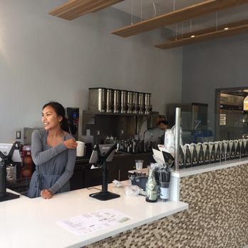 Teas'n You - The counter and super nice cashier. - Bubble Tea Near Me - Vienna, Virginia