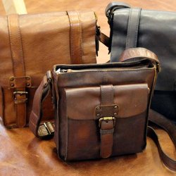 Marey Ledertaschen - Ashwood the leather companion neu bei Marey Ledertaschen Zürich