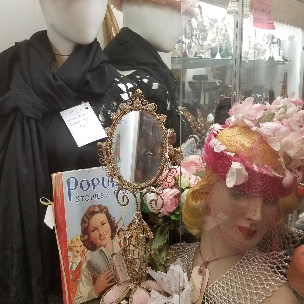 Treasures N Junk - Vintage hats at Treasures N Junk - Antiques Near Me - Ontario, California Treasures N Junk - Vintage hats at Treasures N Junk - Antiques Near Me - Ontario, California