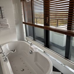Courtyard by Marriott Amsterdam Airport - Tub
