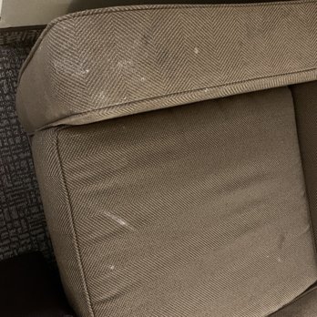 Comfort Suites - Filthy sofa - Hotels Near Me - Sumter, South Carolina