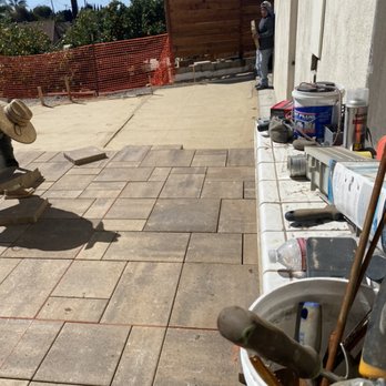 Diego’s Landscape And Concrete - 23 - Landscaping Near Me