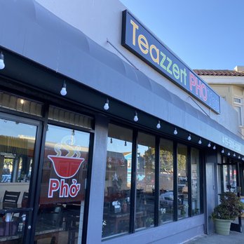 Teazzert Pho You - Front of the restaurant - Desserts Near Me - San Francisco, California Teazzert Pho You - Front of the restaurant - Desserts Near Me - San Francisco, California