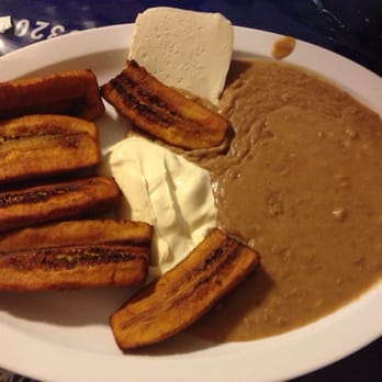 Tita's Pupuseria Lonchera - Fried plantains with cheese and refried beans. - Mexican Near Me - Buttonwillow, California
