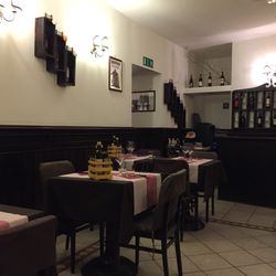 Piccadilly Bar
