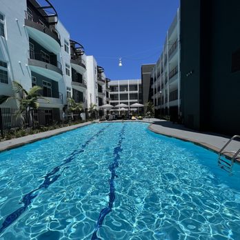 Axis 2300 - Apartments Near Me - Irvine, California