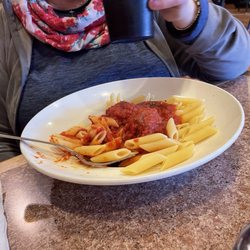 Pomodoro's - Pasta with meatballs