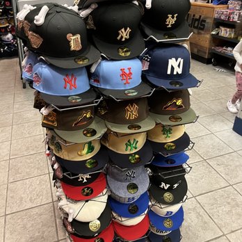 Lids - Sporting Goods Near Me - Edison, New Jersey