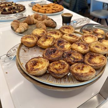 Lisbon Lounge - TAP Lounge Tejo - Airport Lounges Near Me - Lisbon, 11