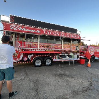 Tacos El Guero - Outside the truck - Food Trucks Near Me - Oxnard, California